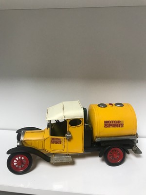 Dekoratif Metal Ispirto Tankeri