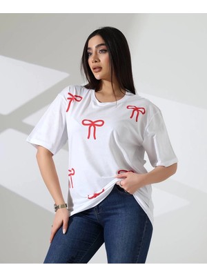 Kurdele Baskılı Tişört