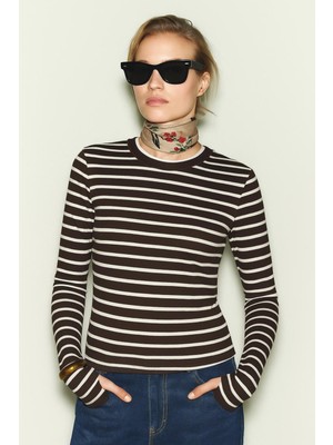 Parmak Geçmeli Çizgili Ribana Bluz