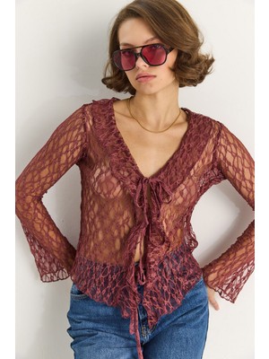 Shade Kadın V Yaka Önden Bağlamalı Fırfır Detaylıı Dantel Bluz