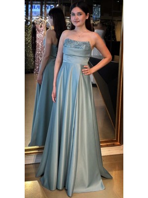 Mint Taş Detaylı Sırt Dekolteli Yırtmaçlı Kloş Etekli Saten Uzun Abiye Elbise 7733