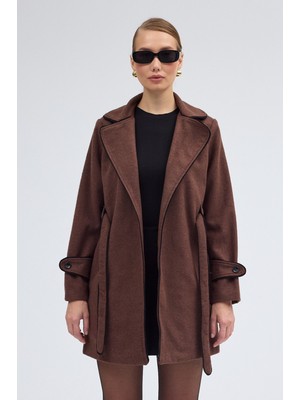 Kaşe Kadın Şık Yaka Kaban ve Kemer