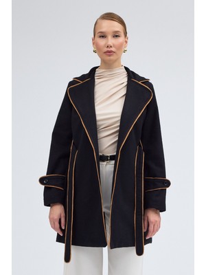 Kaşe Kadın Şık Yaka Kemerli Kaban