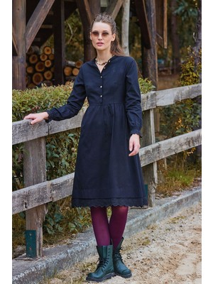 Hakim Yaka Beli Lastikli Dantelli Kışlık Elbise