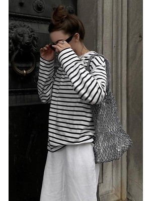 Beyaz Çizgili Sweatshirt MG2572