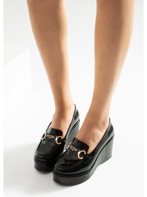 Zenneshoes Elora Dolgu Topuklu Kadın Ayakkabı Suni Deri Malzeme ile Orta Taban Tipi Rahat Kullanım
