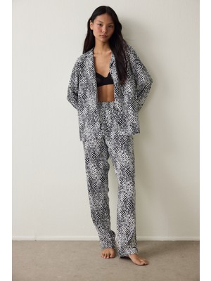 Kırık Beyaz Angie Çizgili Gömlek Yaka Uzun Kollu Pijama Takımı