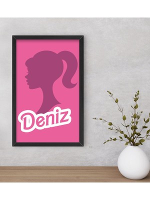 Bk Gift Kişiye Özel Barbie Tasarımlı Dekoratif Ahşap Siyah Çerçeveli Tablo-1, Barbie Filmi, Barbie Hediyelik Eşya, Arkadaşa Hediye