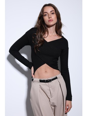 Antioch Siyah Kruvaze Kadın Bluz