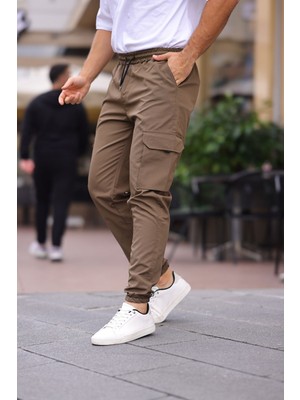 Erkek Paraşüt Kumaş Tarz Cepli Paça ve Bel Lastikli Jogger Spor Pantolon