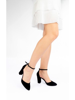 Kadın Siyah Süet Topuklu Bilek Bağlamalı Klasik Ayakkabı 1309E