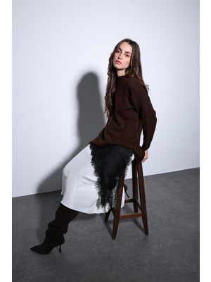 Antioch Kahve Yırtmaç Detaylı Kadın Kazak