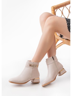RM-502 Bej Toka Aksesuarlı Topuklu Fermuarlı Günlük Kadın Bot