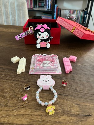 Gülümse Gel Özel Kutuda Set Sanrio Kuromi 9 Parça Hediye Seti Doğum Günü Karne Bayram Hediyesi Yılbaşı Advent Calendar