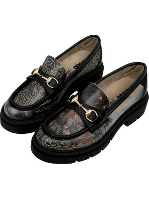 Kadın Vegan Deri Siyah Loafer - The Model Book Of Calligraphy Tasarım