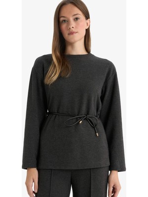 DeFacto Regular Fit Bisiklet Yaka Selanik Kumaş Uzun Kollu Tişört G3127AX25AU