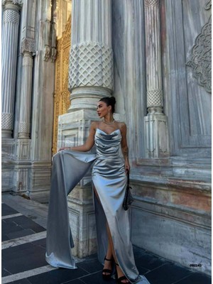 Moda Feminen Ince Askılı Göğüs Drapeli Saten Elbise Gri 582243