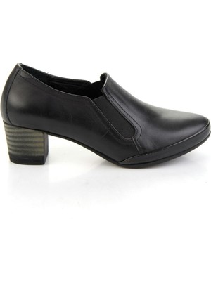 Siyah Hakiki Deri Kadın Casual Ayakkabı K01056043003