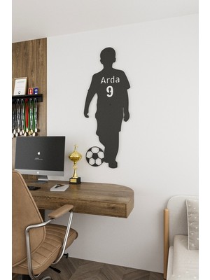 Kişiye Özel Futbolcu Duvar Dekorasyonu Hediyelik Isim ve Forma Numara Tasarımlı Metal Duvar Tablosu