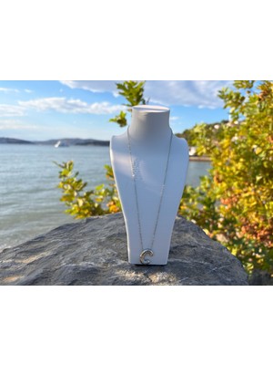 3 Boyutlu B  Harfi Kadın Kolye –gümüş Rengi Kaplama, Parlak Şık Tasarım, Isim Baş Harfli Modern Takı, Günlük ve Özel Gün Kullanımına Uygun, Hediyelik Aksesuar