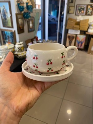 El Yapımı Kiraz Desenli Seramik Kupa ve Tabak Takımı - Tek Kişilik