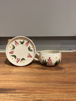 El Yapımı Kırmızı Çiçek ve Papatya Desenli Seramik Kupa Tabak Takımı - Tek Kişilik