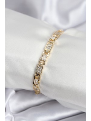 Pirinç Vıp Seri Gold Renk Zirkon Taşlı Model Kadın Bileklik - TJ-BB7936