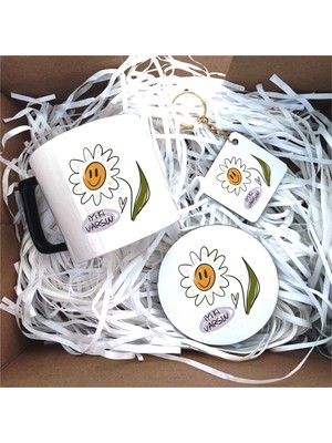 Iyi Ki Varsın Yazılı Papatya Hediye Kutusu, Iyi Ki Varsın Hediye Kutusu P1-10