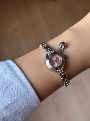Ince Kalpli Kordon Vintage Çelik Gümüş Minimal Pembe Kasa Charmlı Kadın Kol Saati -57