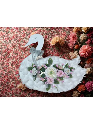 Hartopia-Dekoratif Çiçekli Kuğu Figürlü Süs