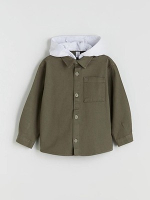 LC Waikiki Kapüşonlu Erkek Çocuk Gömlek %100 Pamuk Gabardin Haki Renk Düz Desenli Model (W5)