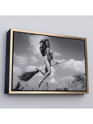 Çerçeveli Süpürge Ile Uçan Çıplak Kandın Kanvas TABLO-5145