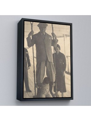 Çerçeveli Atatürk Portre Tablosu Mustafa Kemal Atatürk Dikdörtgen Dekoratif Kanvas TABLO-138