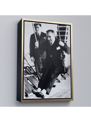Çerçeveli Atatürk Portre Tablosu Mustafa Kemal Atatürk Dikdörtgen Dekoratif Kanvas TABLO-146