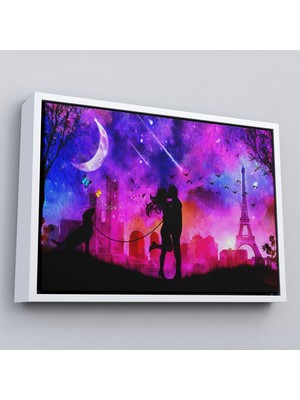 Çerçeveli Eyfel Kulesi Önünde Öpüşen Çift Duvar TABLOSU-1224