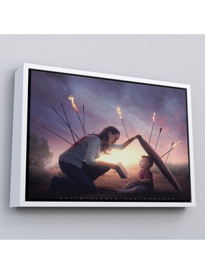 Çerçeveli Çocuğunu Bilgi Ile Koruyan Anne Kanvas Tablo, Kütüphane POSTERI-5411