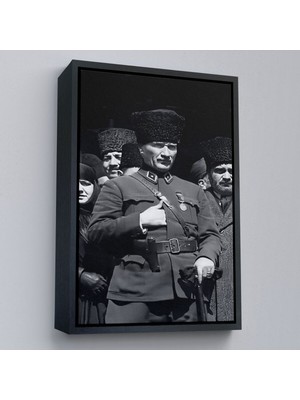 Çerçeveli Atatürk Portre Tablosu Mustafa Kemal Atatürk Dikdörtgen Dekoratif Kanvas TABLO-123