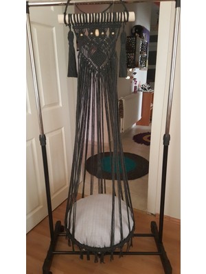 El Yapımı Siyah Ked ve Köpek Yatağı, Rahat ve Şık Tasarım