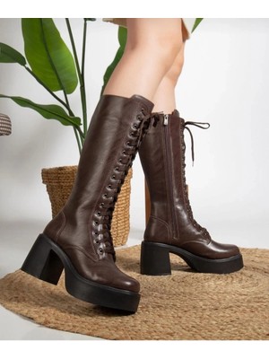 Guay Kahverengi Cilt Bağcıklı Topuklu Çizme