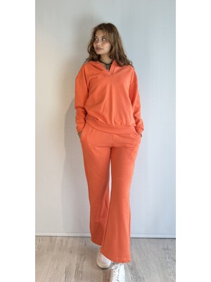 Kadın Kapüşonlu V Yaka Uzun Kollu Beli Lastikli Eşofman Takımı