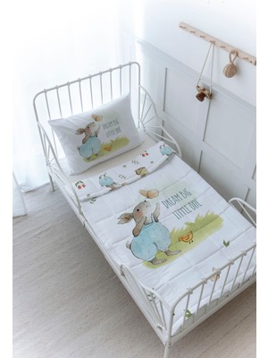 Organik Baskılı Bebek Boy (100X150) Yorgan Seti - Pure Baby Serisi - Kelebekle Oynayan Tavşan