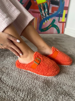 Kadın Sessiz Taban Yumuşak ve Hafif Kemerli Peluş Ev Terliği