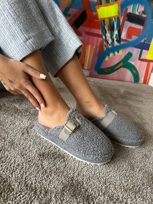 Kadın Sessiz Taban Yumuşak ve Hafif Kemerli Peluş Ev Terliği