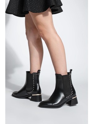 Glenda Yan Pim Detaylı Kadın Bot Siyah