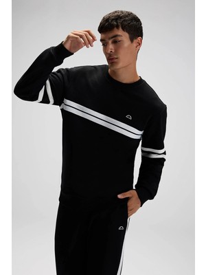 Ellesse Pamuklu Regular Fit Bisiklet Yaka Şerit Detaylı Sweat Erkek Sweat EM618