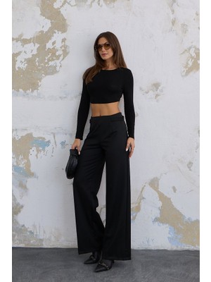 220 gr Ni̇kol Yüksek Bel Arka Apolet Kemer Detayli Palazzo Pantolon