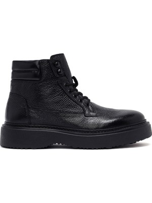 Erkek Siyah Bağcıklı Kalın Tabanlı Deri Bot 25WFD6334FT