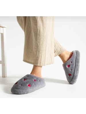 Kadın Peluş Kalpli Ev Terliği Misafir Bohça Çeyiz Terlik