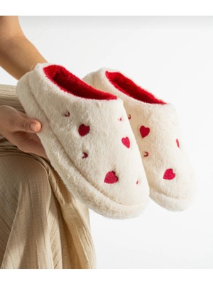 Kadın Peluş Kalpli Ev Terliği Misafir Bohça Çeyiz Terlik