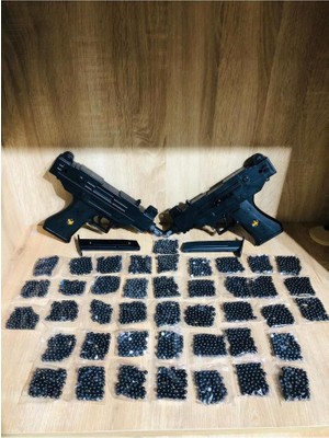 Boncuklu 2 Adet Uzi Silah + 42 Paket Mermi